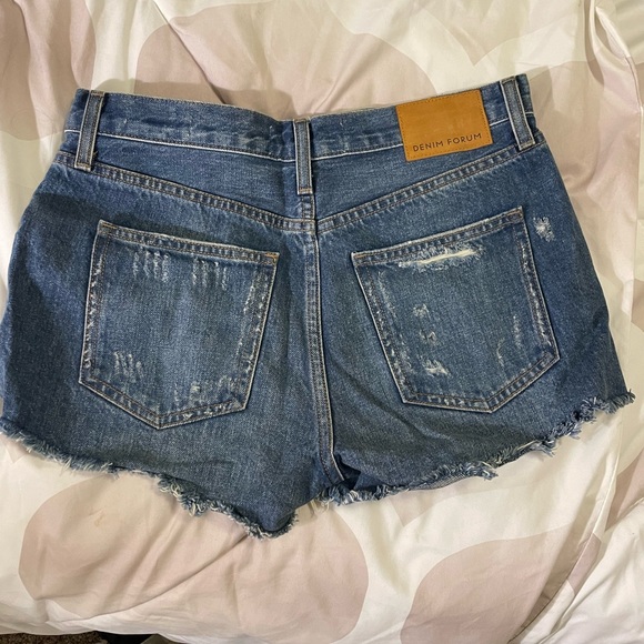 Aritzia Denim Forum Ex-Boyfriend Jean Short - Picture 4 of 5